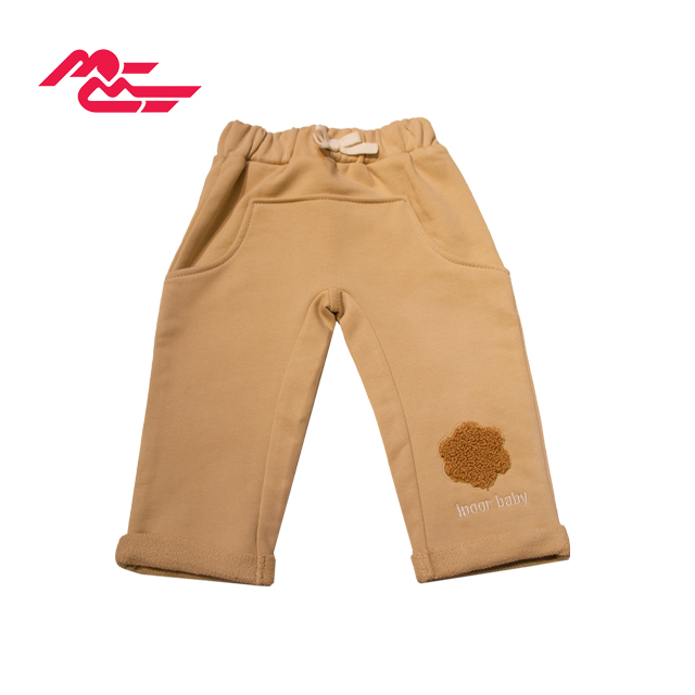 ست بلوز و شلوار پارچه ای دخترانه طرح گل دار