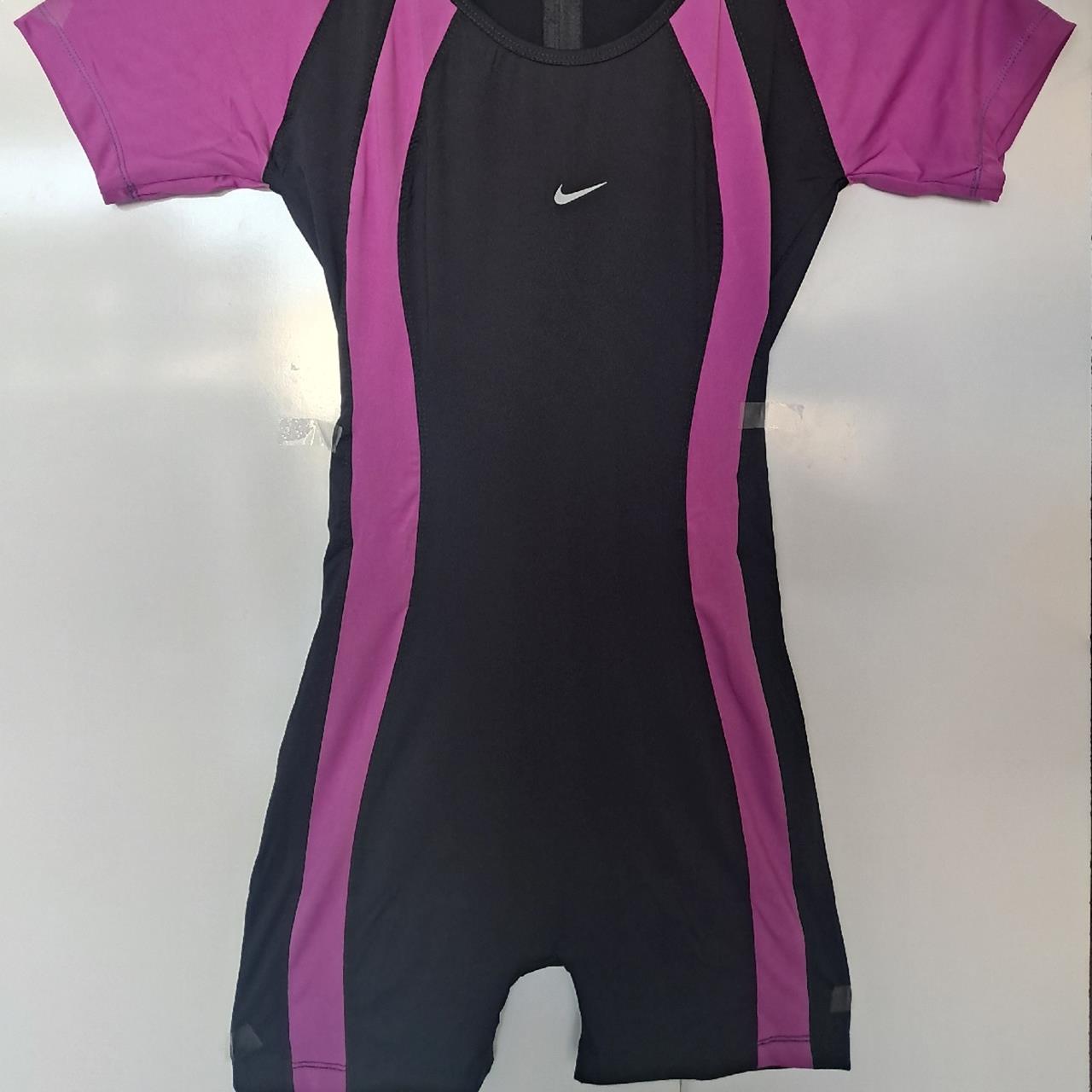 مایو شنا زنانه سرزمین پاچه دار 