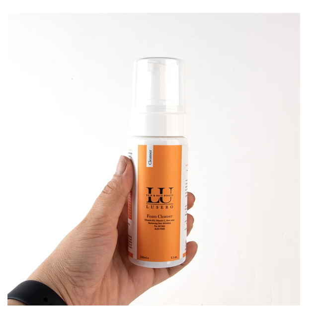 فوم شستشو صورت لوسرو مدل ویتامین C مناسب انواع پوست حجم 150 میلی لیتری
