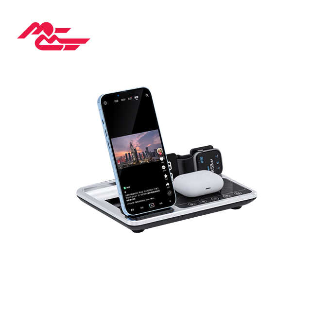 شارژر رومیزی گرین لاین مدل 1 wireless charging station 4 in