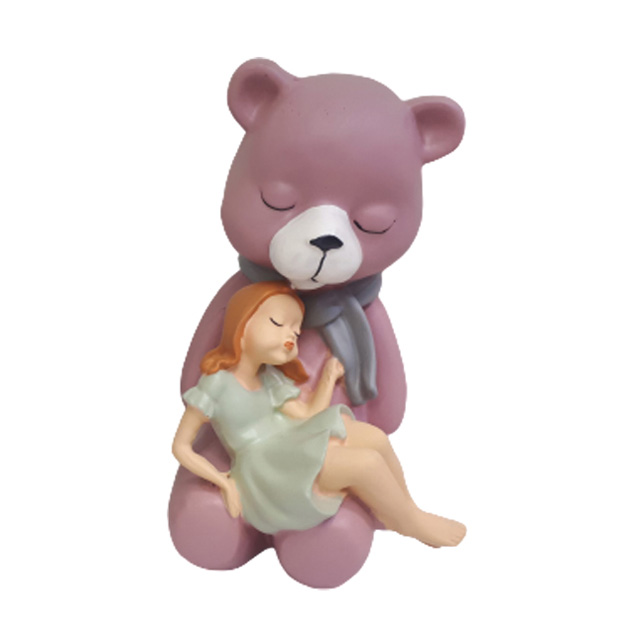 مجسمه پلی استر خرس دختر بغل کد 3230