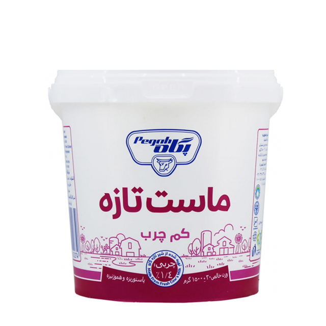 ماست تازه کم چرب پگاه 2500 گرمی