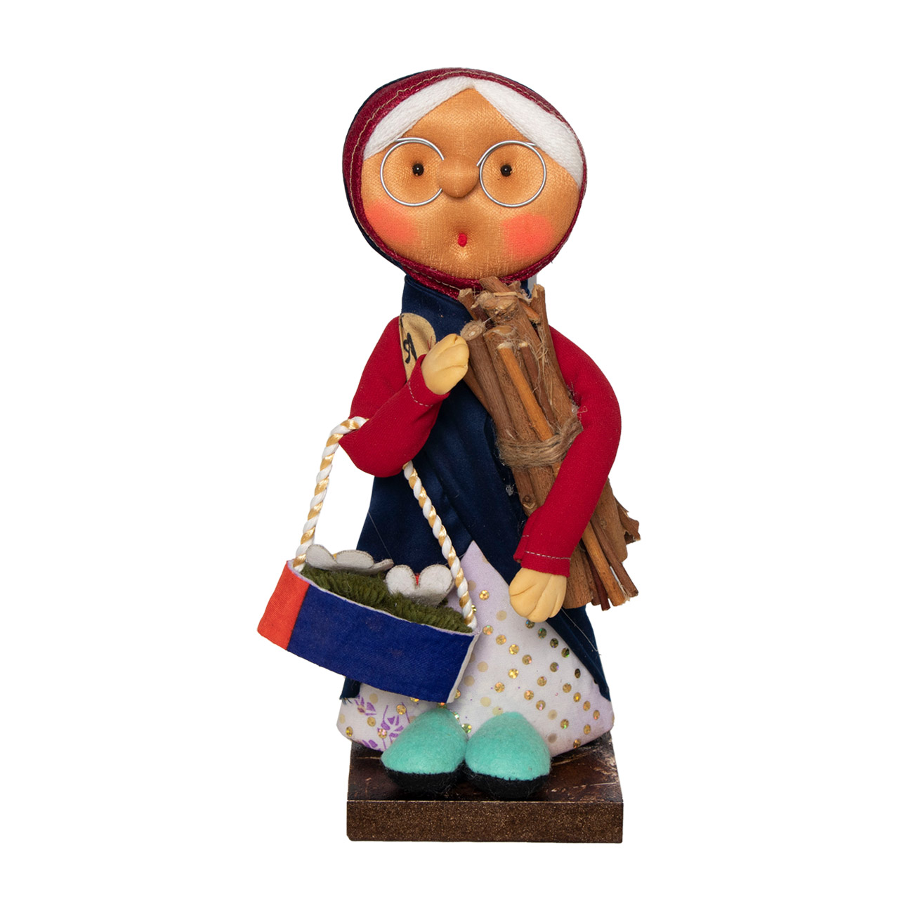 مجسمه مدل پیر زن روستایی