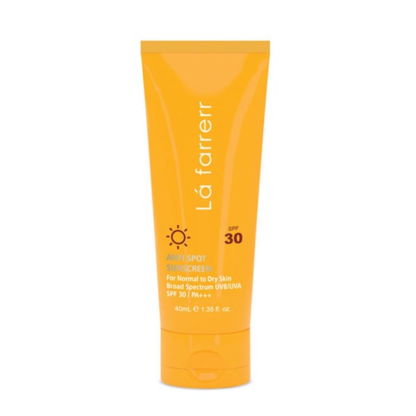 کرم ضد آفتاب و ضد لک لافارر مدل Normal To Dry SPF30 حجم 40 میلی لیتری