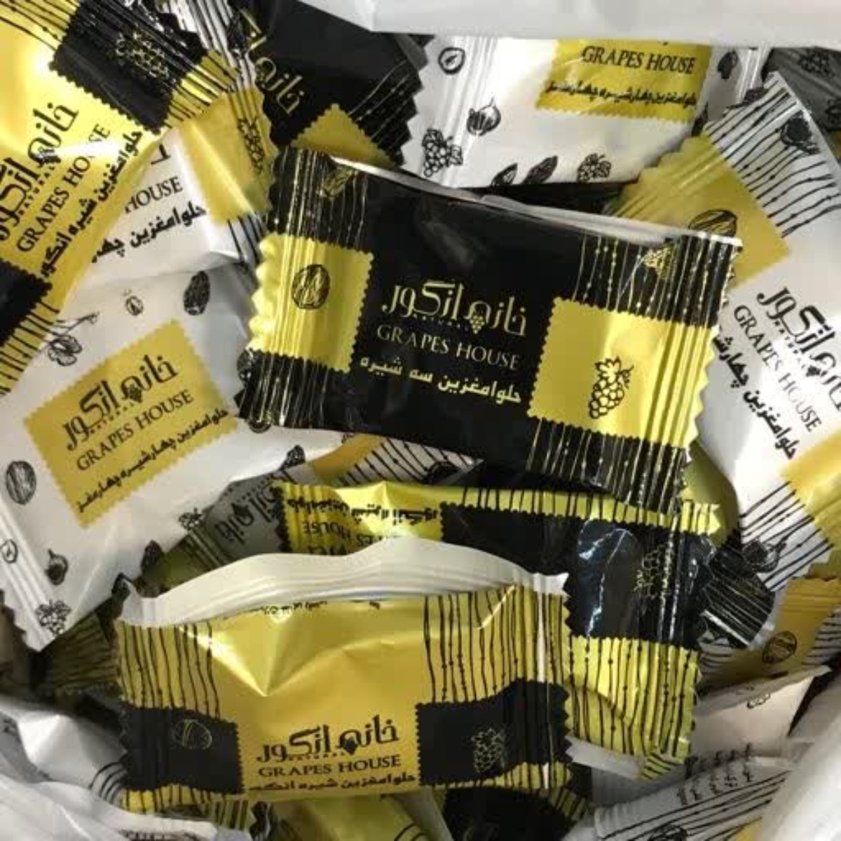 حلوا مغزین سه شیره مخلوط فله 1000 گرمی