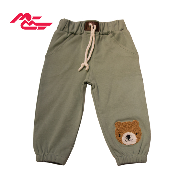 ست بلوز و شلوار پارچه ای پسرانه طرح خرس شال دار خاکستری