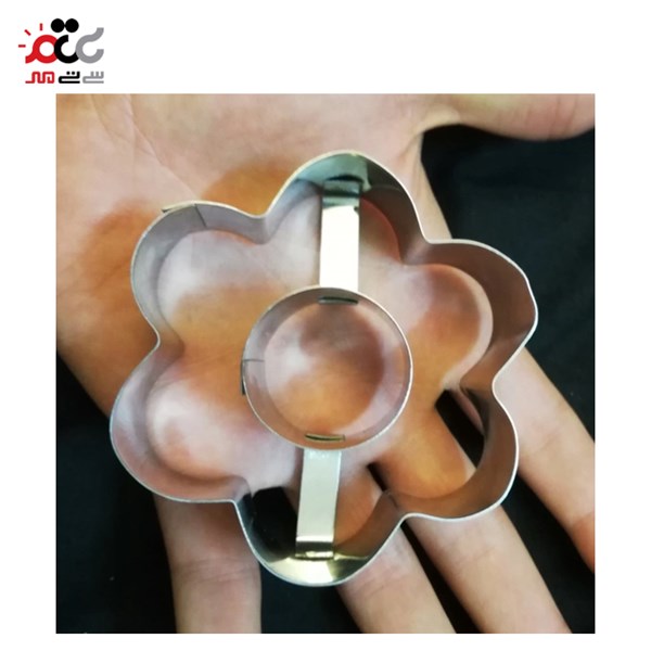 کاتر شیرینی پزی دونات فلزی طرح گل شش پر