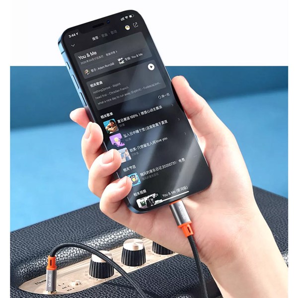 کابل تبدیل Lightning به AUX مک دودو CA-0780 طول 1.2 متر