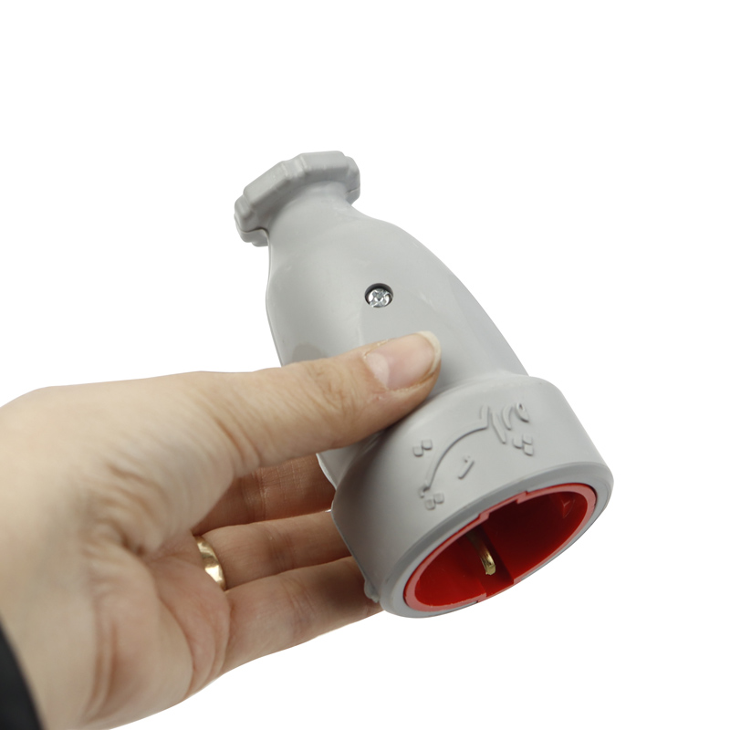 مادگی برق صنعتی ارت دار تیراژه S32