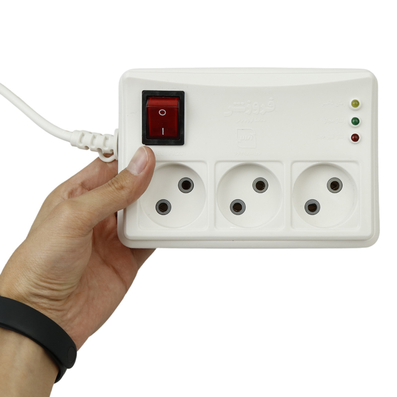 محافظ برق یخچال و فریزر 3 خانه فروزش FR231 با کابل 2٫8 متری