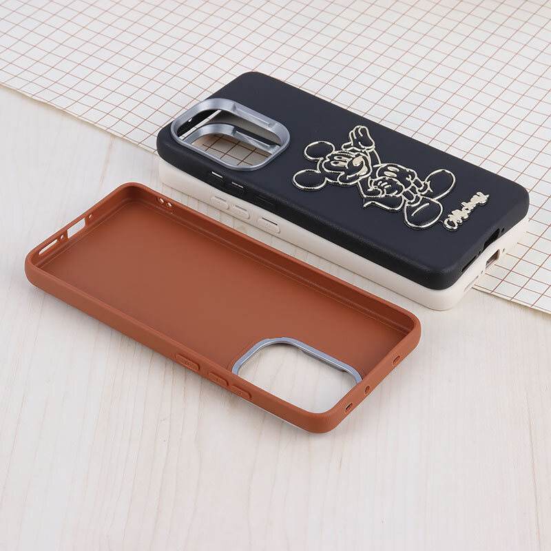 قاب چرمی ژله ای Leather کارتونی برجسته