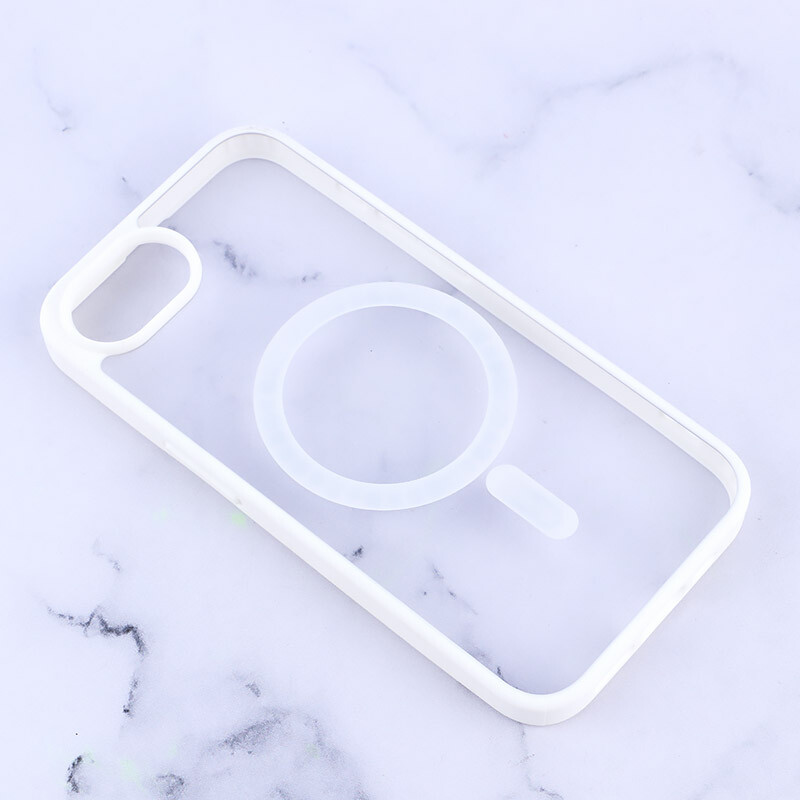 قاب PC مگ سیف آیفون iPhone 16e دور رنگی