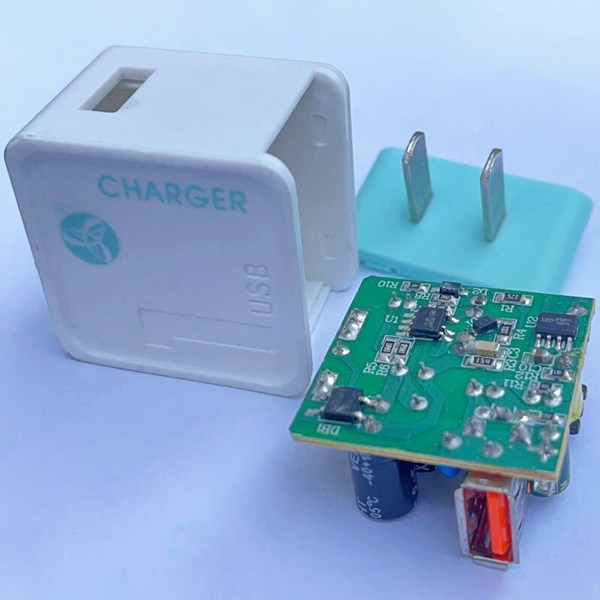 شارژر دیواری 6 وات Jia Hao 1.2A کد 2
