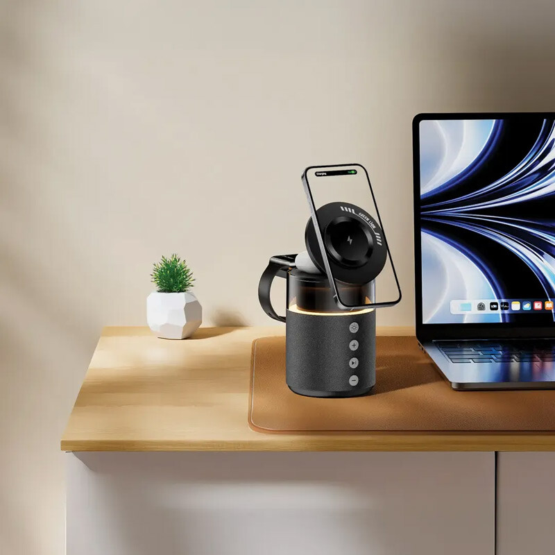 شارژر بی سیم و چراغ رومیزی اسپیکر دار گرین لاین Wireless Charger 5 in 1