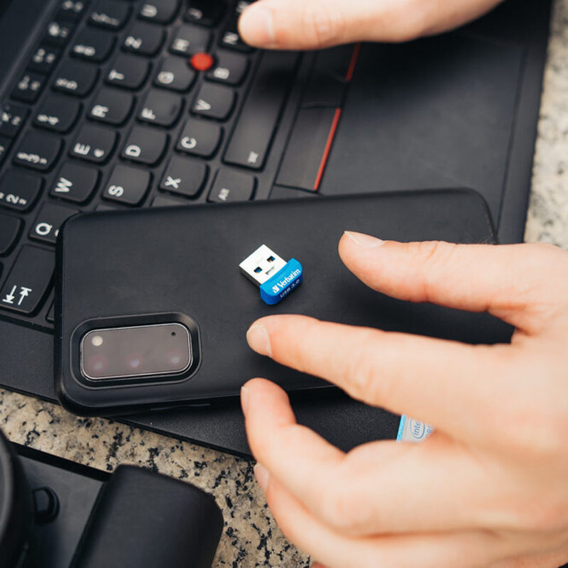 فلش 32 گیگ ورباتیم Verbatim Store N Stay Nano USB 3.2