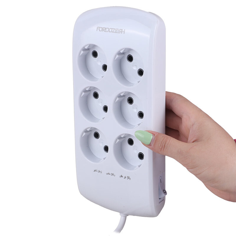 محافظ برق دیجیتال کامپیوتر و صوتی تصویری 6 خانه فروزش Lotus LT600 با کابل 2.8 متری کد 2