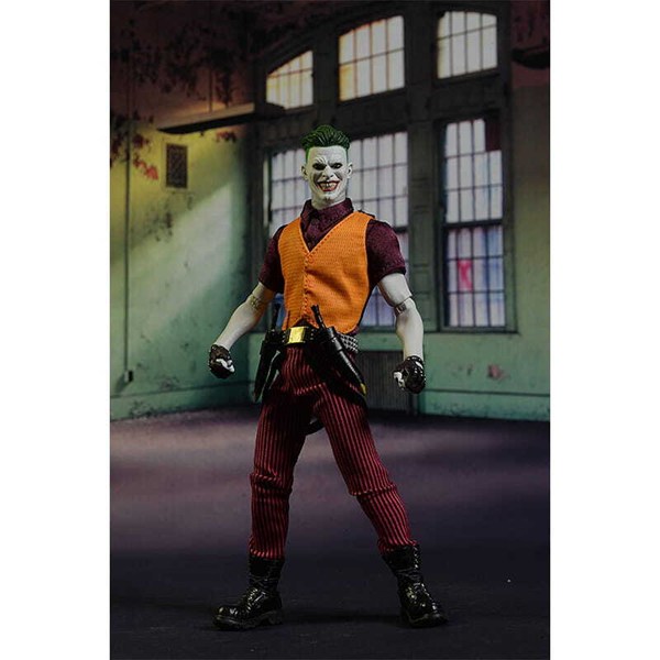 اکشن فیگور Mezco Toyz طرح DC The Joker کد 255112