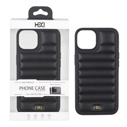 قاب اورجینال HDD چرم پافری طرح دوخت Apple iPhone 13 / iPhone 14 - مشکی (پک دار)
