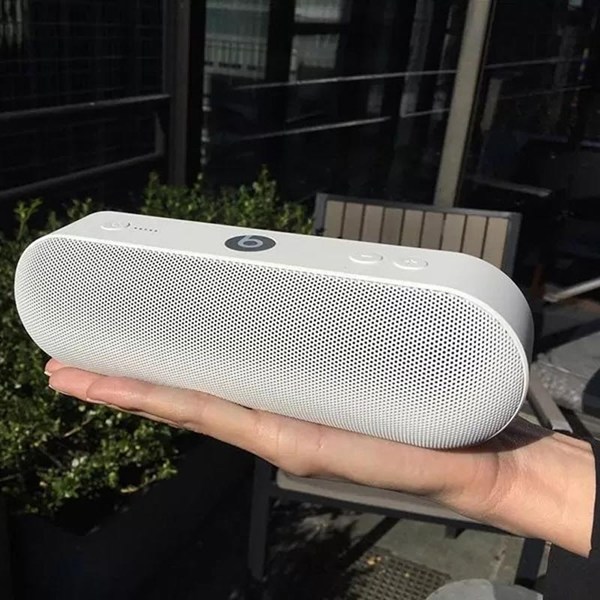 اسپیکر بلوتوثی Beats Pill Plus