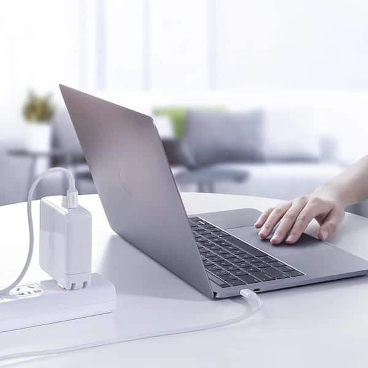 کابل شارژ PD و فست UGREEN Type-C To Type-C مدل 100W 60551 - سفید (گارانتی 18 ماهه آسان پیشرو)(60551)