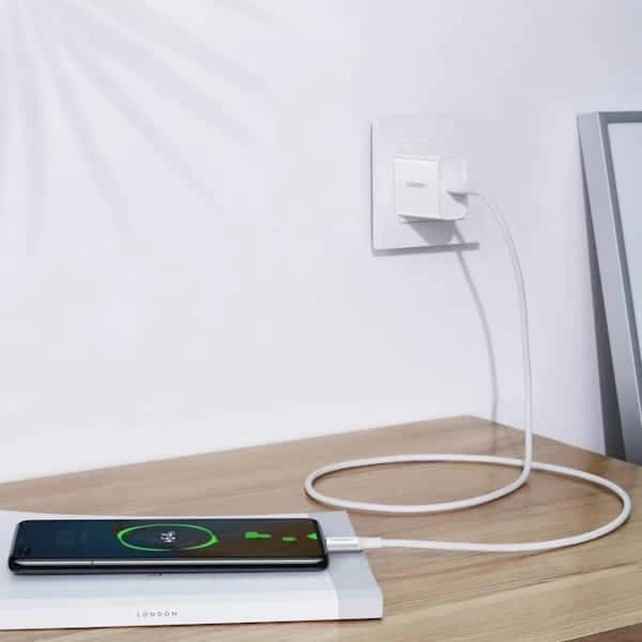 کابل شارژ PD و فست UGREEN Type-C To Type-C مدل 100W 60551 - سفید (گارانتی 18 ماهه آسان پیشرو)(60551)