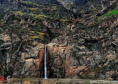 آبشار رزگه سردشت استان آذربایجان غربی آبشار رزگه سردشت استان آذربایجان غربی