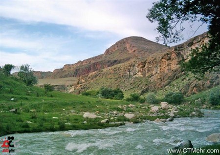 آبشار قلعه جوق ماکو استان آذربایجان غربی آبشار قلعه جوق ماکو استان آذربایجان غربی