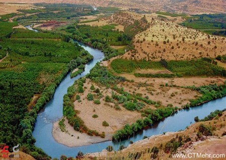 رودخانه زاب سردشت استان آذربایجان غربی