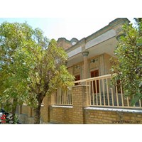 قلعه حاج وکیل (عمارت کلاه فرنگی) اراک استان مرکزی