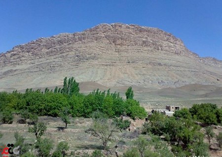 غار قلعه تاریخی اُل نراق استان مرکزی