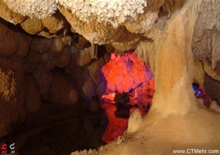 غار خونیک استان خراسان جنوبی