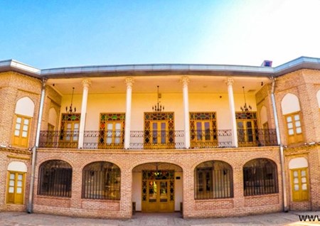 عمارت ارباب هرمز (موزه گرافیک ایران) استان تهران