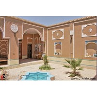 اقامتگاه بومگردی نگار ورزنه استان اصفهان