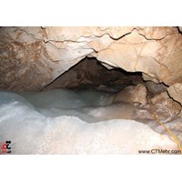 غار یخ (یخ دنا) سمیرم استان اصفهان