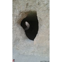 غار سنگی حسین کوهکن کرمانشاه