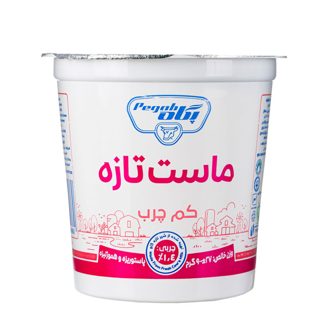 ماست تازه کم چرب پگاه 900 گرمی