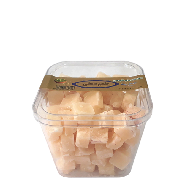 سوهان چای گیاهی با طعم هل حاج رضا 400 گرمی