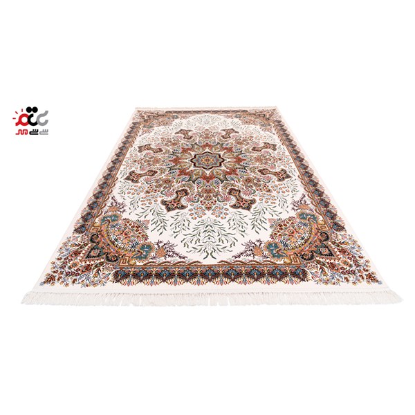 فرش ماشینی دنیای فرش طرح آدرینا رنگ زمینه کرم