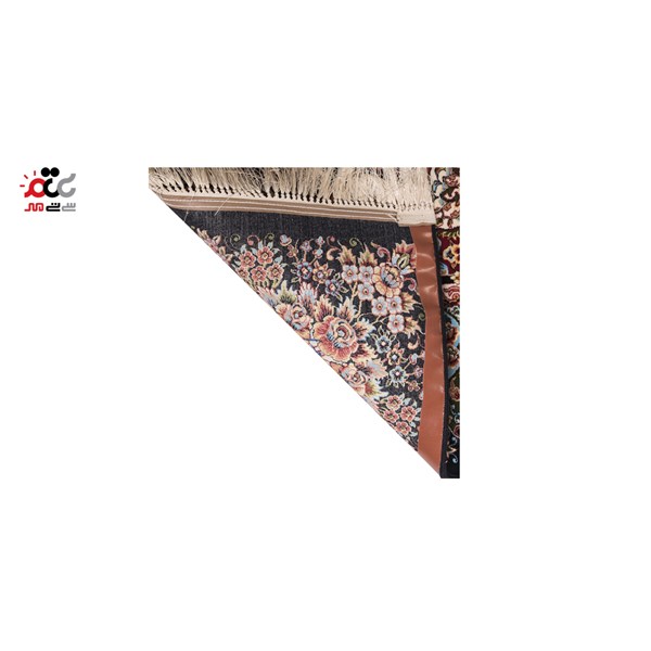 فرش ماشینی دنیای فرش طرح آیسا رنگ زمینه سورمه ای