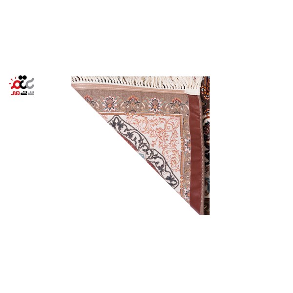 فرش ماشینی دنیای فرش طرح اطلسی رنگ زمینه گردویی