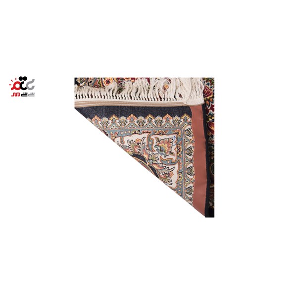 فرش ماشینی دنیای فرش طرح کومه ای رنگ زمینه سورمه ای