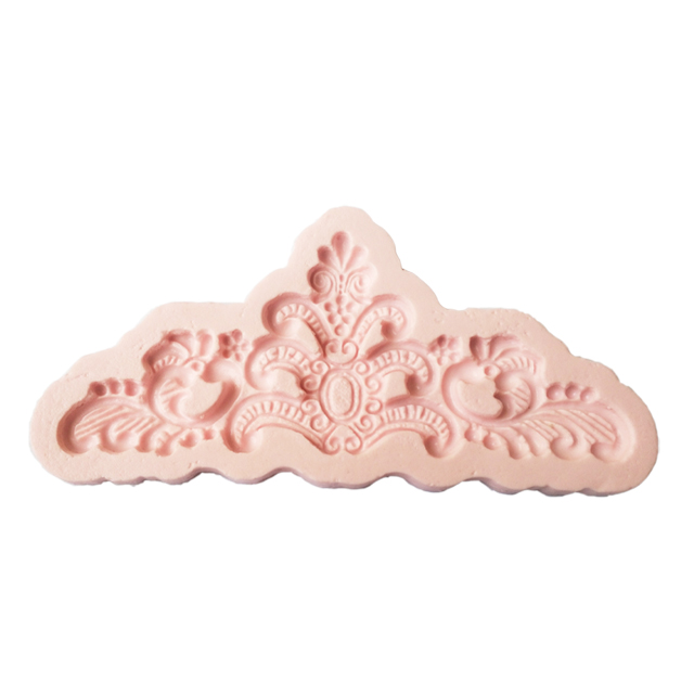 قالب مولد سیلیکونی فوندانت طرح تاج کد t01