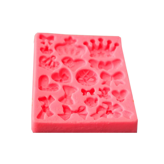 قالب مولد سیلیکونی فوندانت طرح تاج و پاپیون ریز کد 94