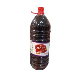 سرکه سیاه انگور نوید قزوین 2900 میلی لیتری